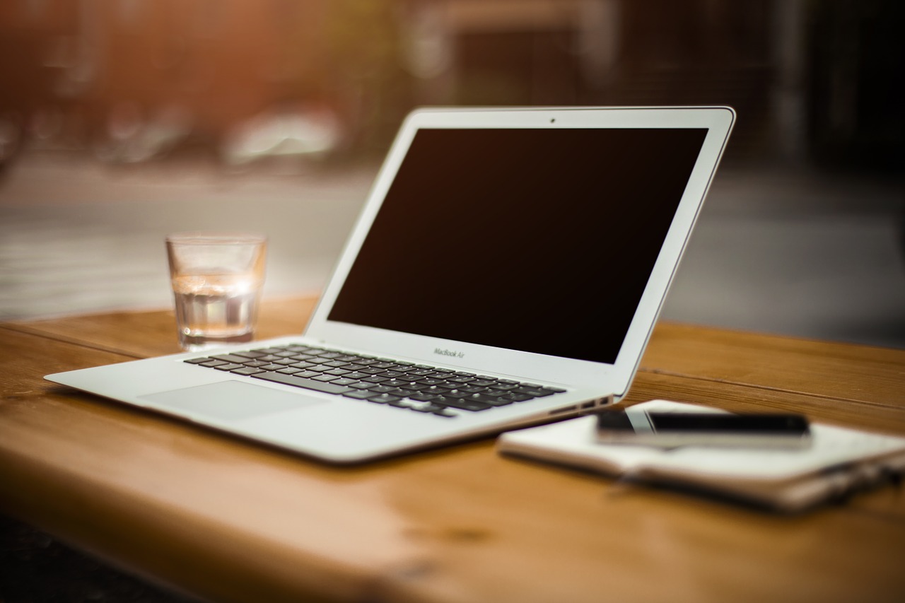La technologie sert-elle vraiment la transformation des entreprises : tendance éphémère ou changement pérenne des pratiques ?